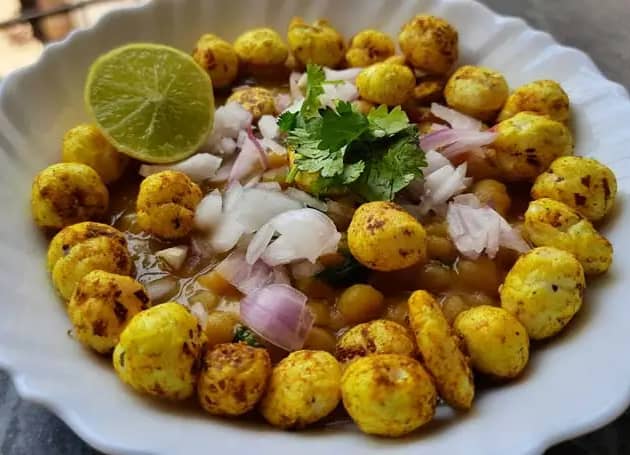 Makhana Chaat Recipe For Weight Loss