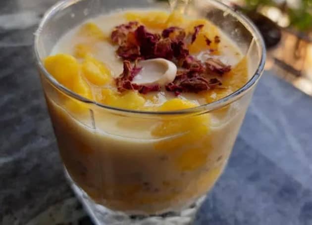 Mango Overnight Oats With Almond Milk (Vegan Recipe)